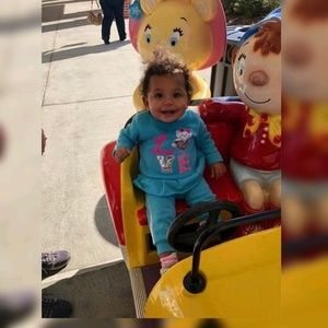 Meet your Posher, Trinity